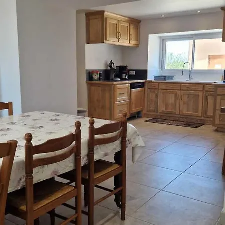 Dom wakacyjny La Biscontarie Assac